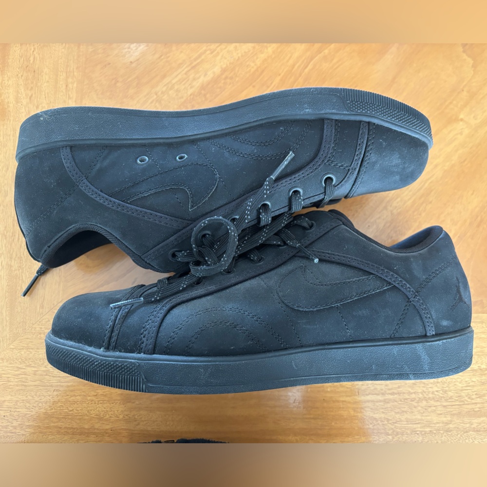 Nike Jordan Suede Black Sneakers Used- Great Condition